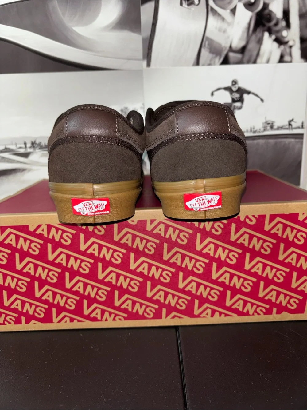 Vans Chukka Low sz 8.0 Men’s 9.5 Woman